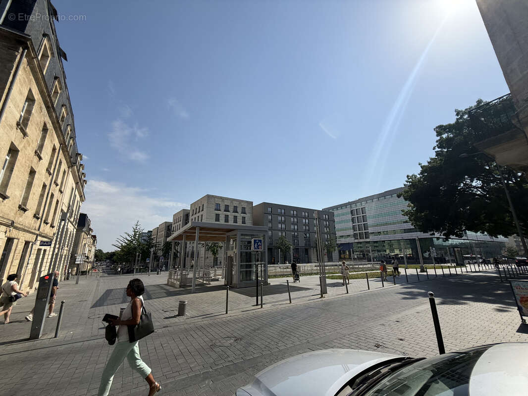 Commerce à BORDEAUX