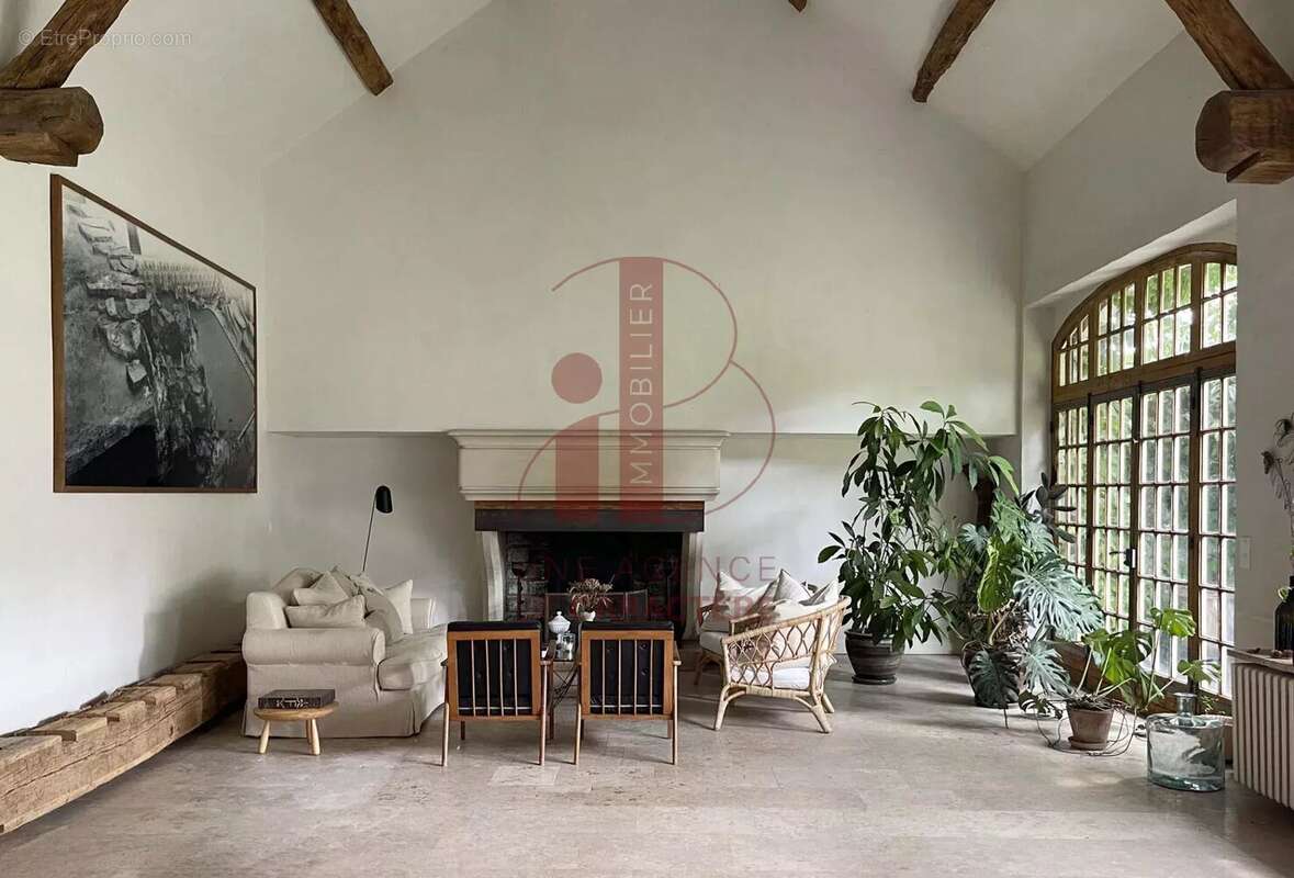 Maison à FONTAINEBLEAU