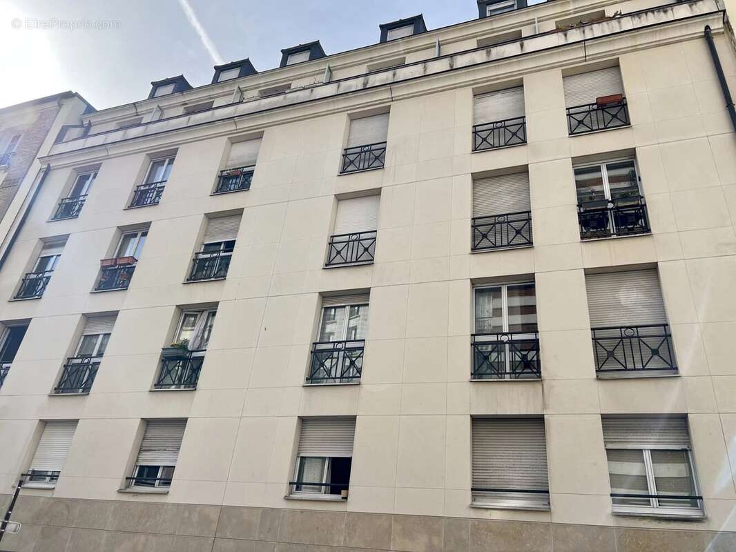 Appartement à PARIS-19E
