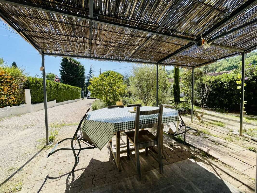 Maison à VAISON-LA-ROMAINE