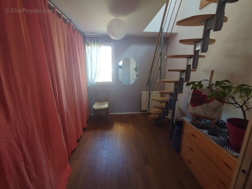 Maison à GENNEVILLIERS