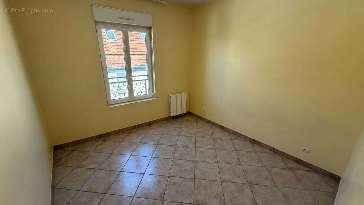 Appartement à MEZIERES-SUR-SEINE