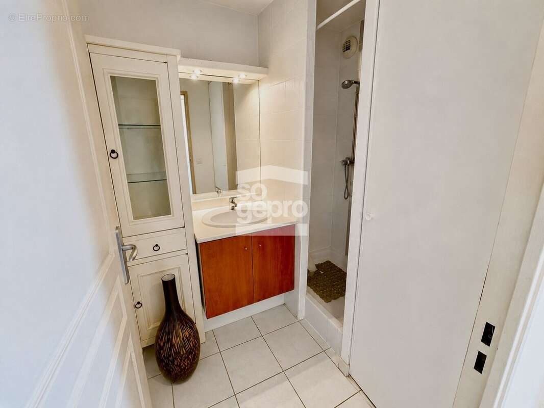 Réf : 2297 - Vente 2 Pièces avec terrasse et parking à Agde secteur les Cayrets ! - photo 10
