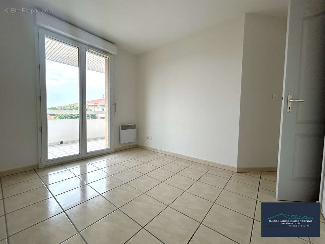 Appartement à SAINT-ESTEVE