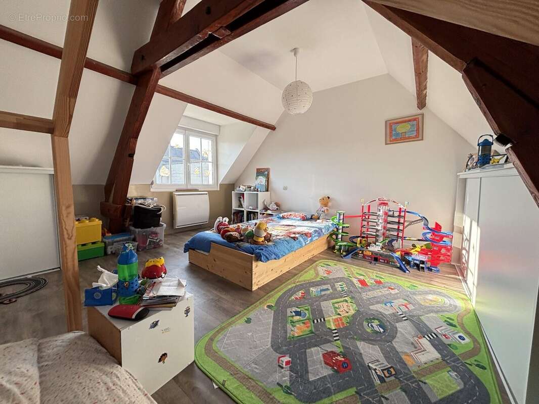 Maison à CHOISY-AU-BAC