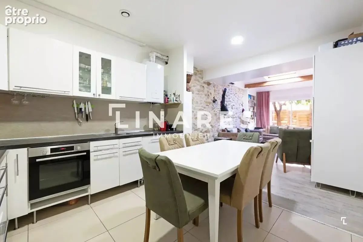 UN HAVRE DE PAIX – Appartement T3 de 70 m² – Terrasse  + Cave - 13007 - photo 4