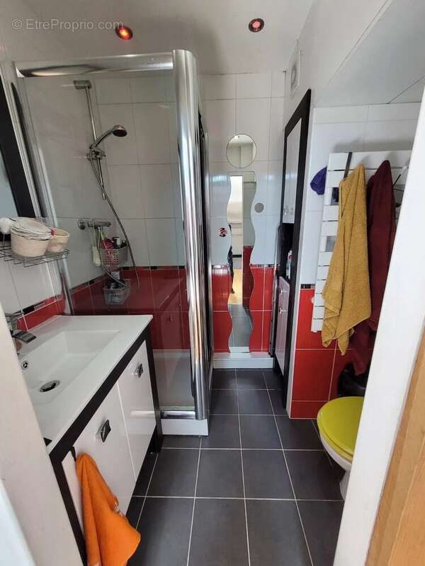 Appartement à PEYMEINADE