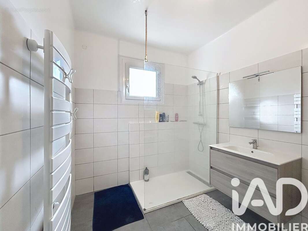 Photo 4 - Maison à LANVOLLON