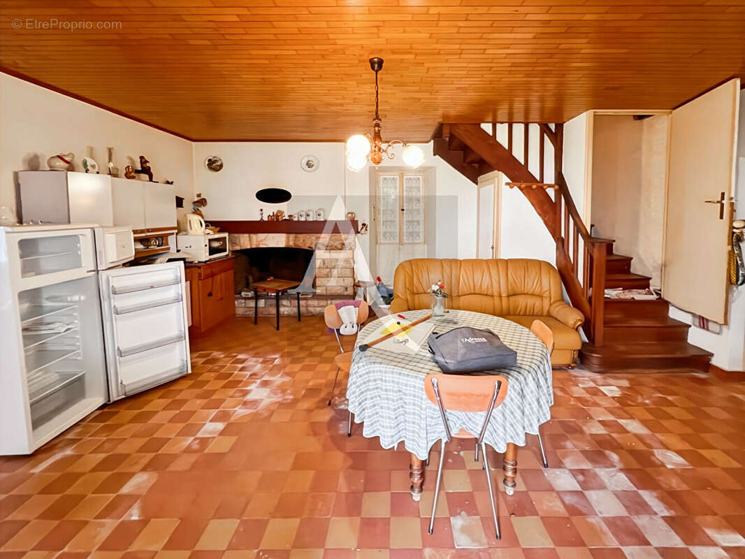 Maison à MONSEMPRON-LIBOS