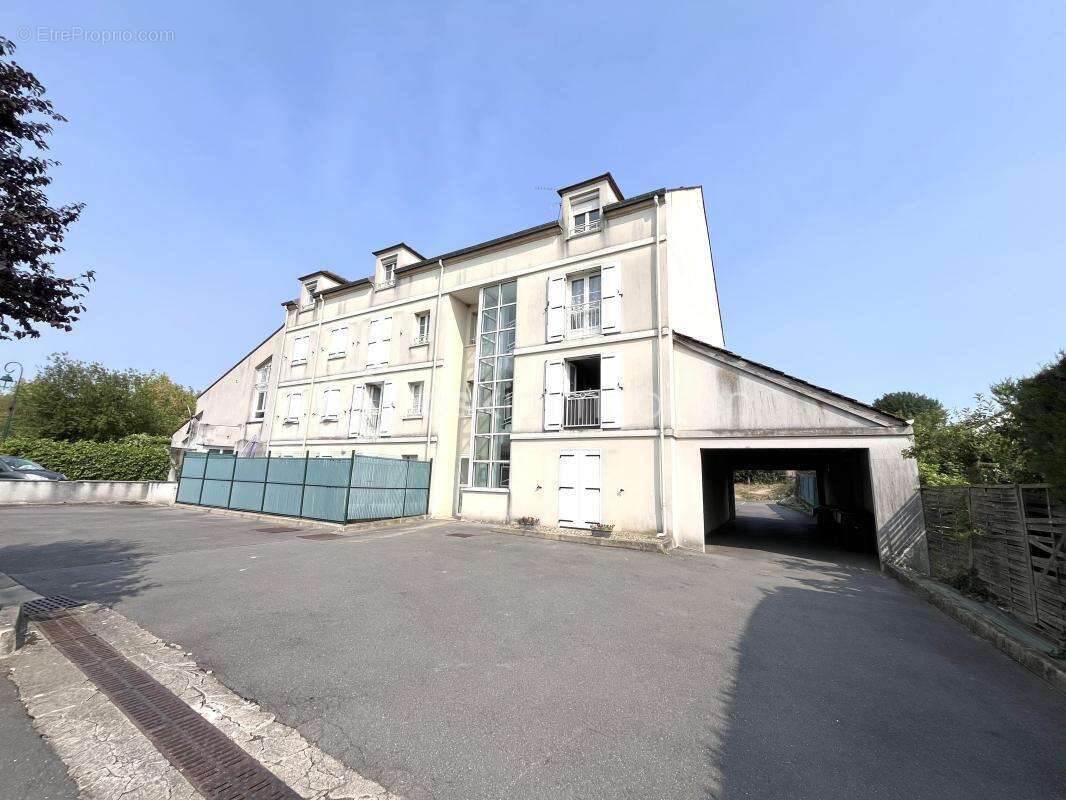 Appartement T3 de 50 m² – Résidence récente – 2 places de stationnement - photo 7