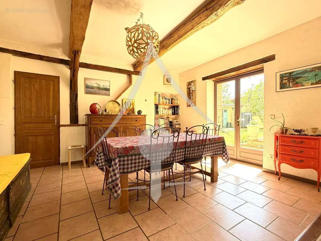 Maison à LE FAUGA