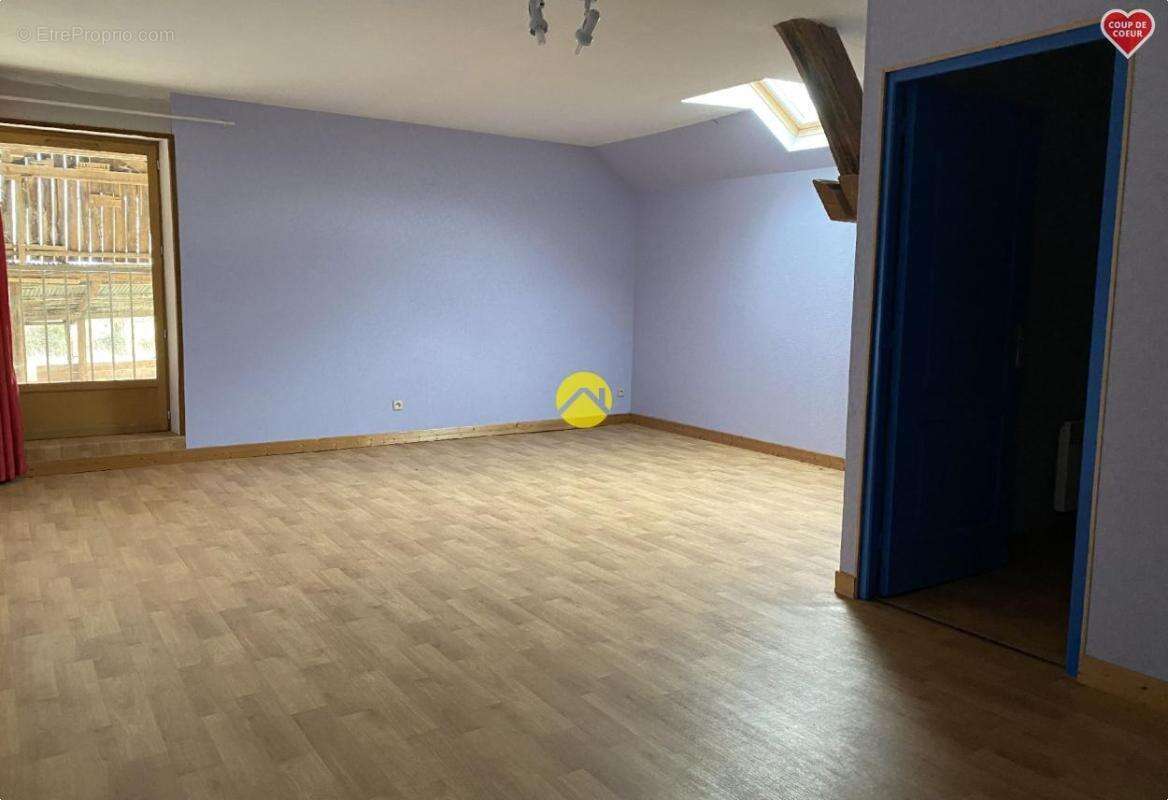 Maison à NERIS-LES-BAINS