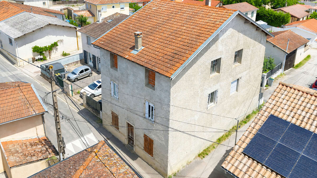 Authentique Maison avec 355 m² de terrain à NIEVROZ - photo 7