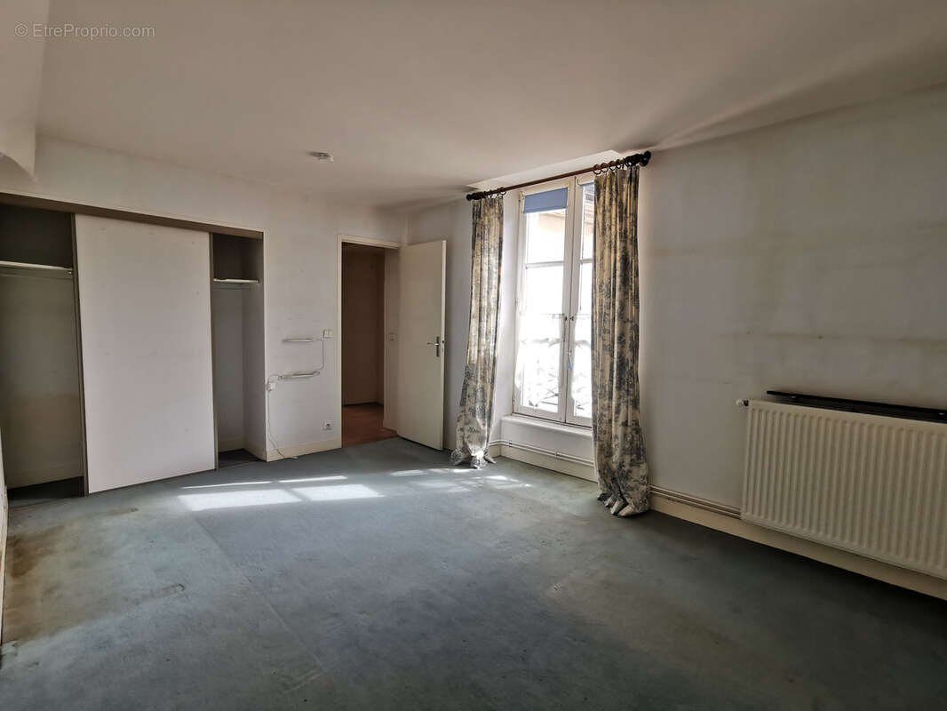 Appartement à rénover   Hôtel particulier au cœur de Bayeux - photo 8