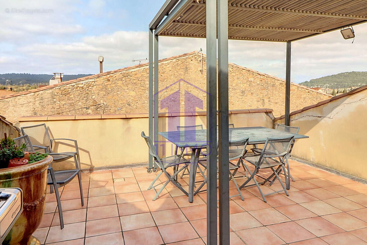 Maison à SAINT-LAURENT-DE-LA-CABRERISSE