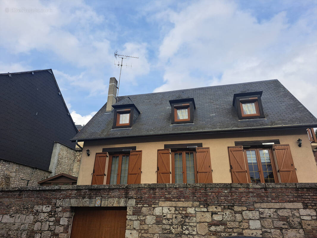 Maison à CAUDEBEC-EN-CAUX