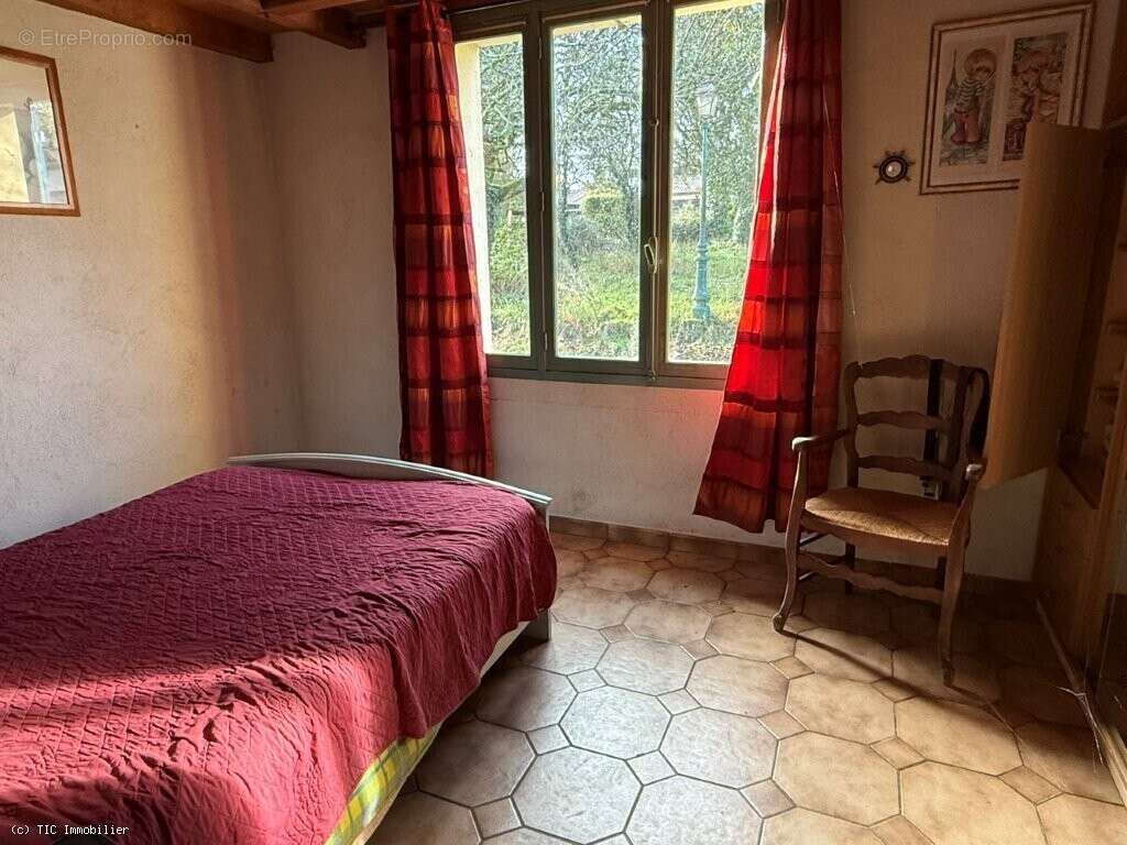 Maison à VERTEUIL-SUR-CHARENTE