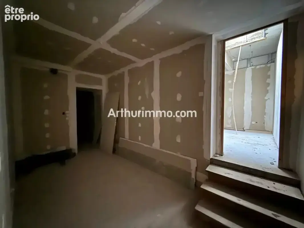 Exclusivité – lons-le-saunier centre – t5 149m² à finaliser – fort potentiel - photo 4