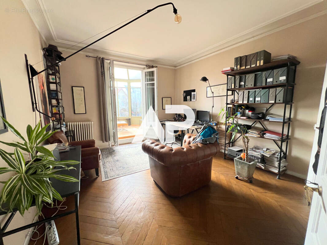 Maison à MONTMORENCY