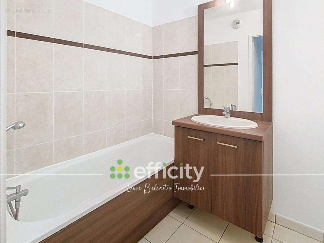 Appartement à BRIE-COMTE-ROBERT