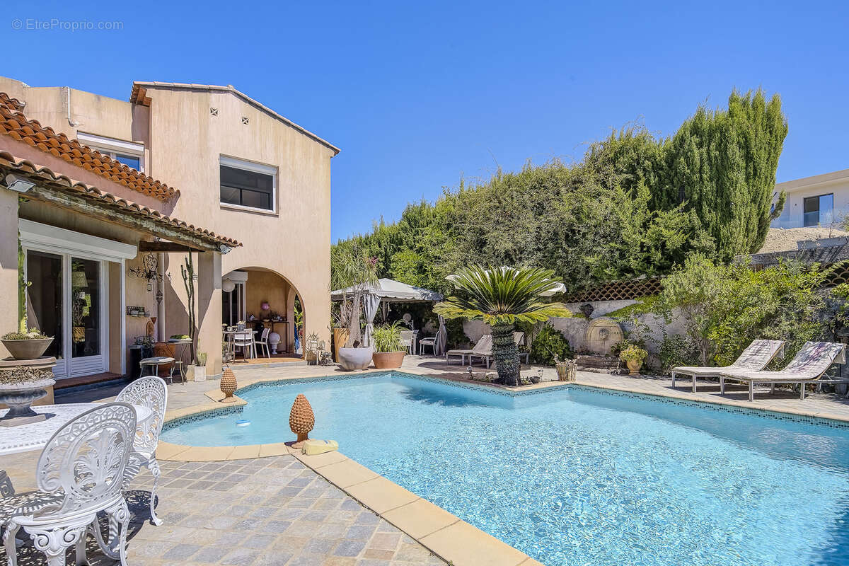 Nice Ouest , agréable villa indépendante de 214m2 avec piscine - photo 6