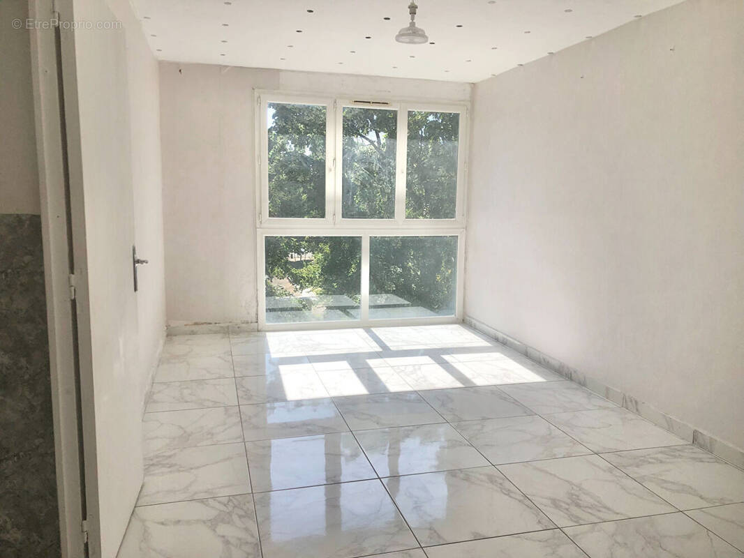 Appartement à SARCELLES