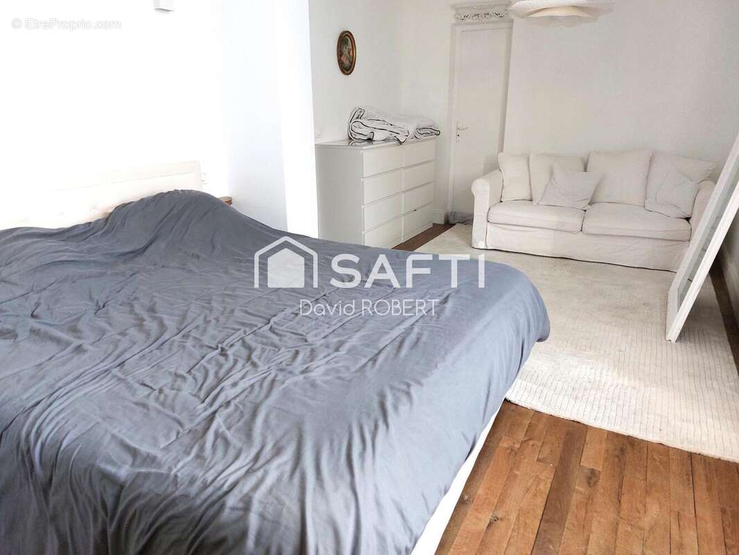 Maison 830 m² à Courcay  - photo 6