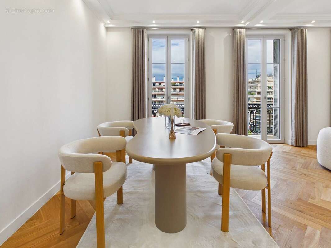 Appartement à NICE