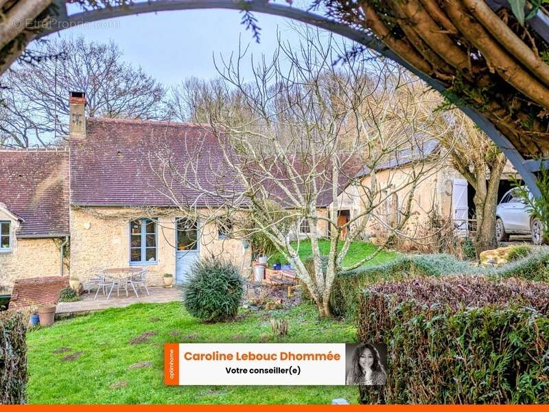 Maison à LA PERRIERE