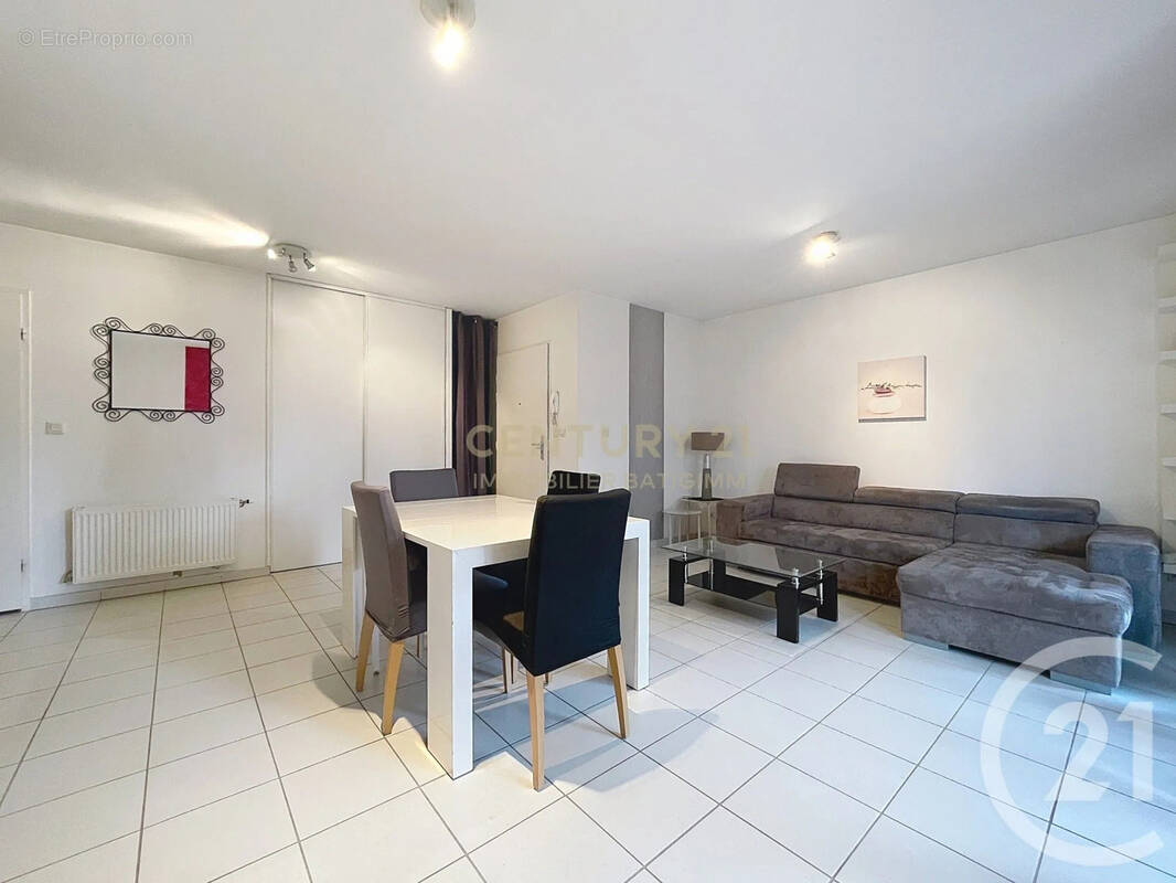 Appartement à BOURGOIN-JALLIEU