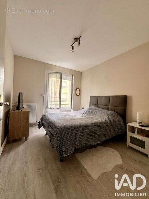 Appartement 71 m² à Caen  - photo 7
