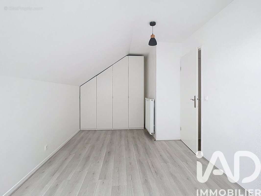 Photo 4 - Maison à GUIGNES