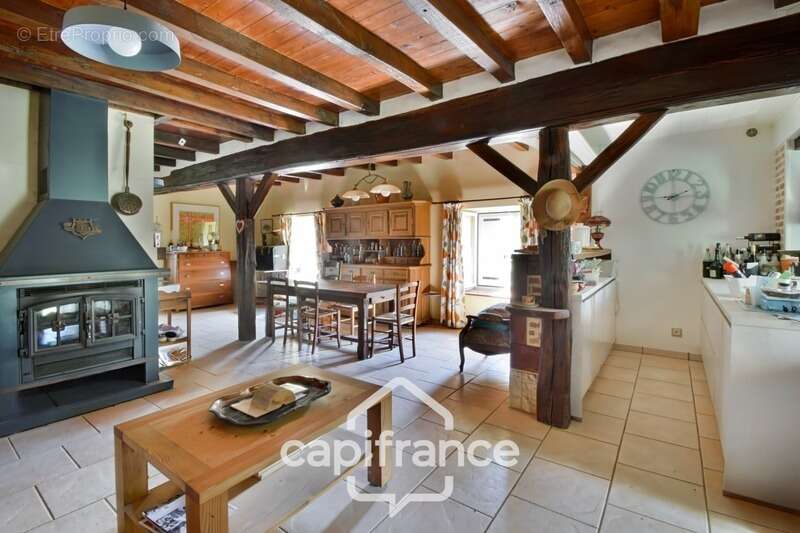 Maison à BLETTERANS