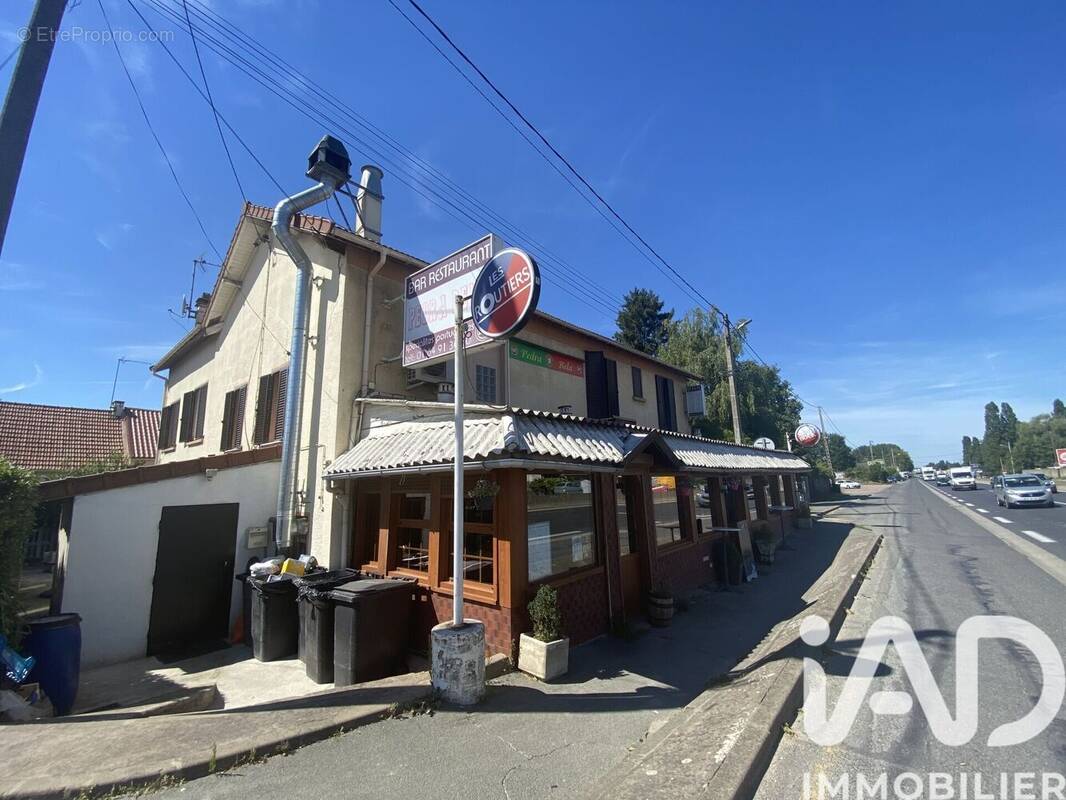 Photo 1 - Commerce à BOISSY-SOUS-SAINT-YON