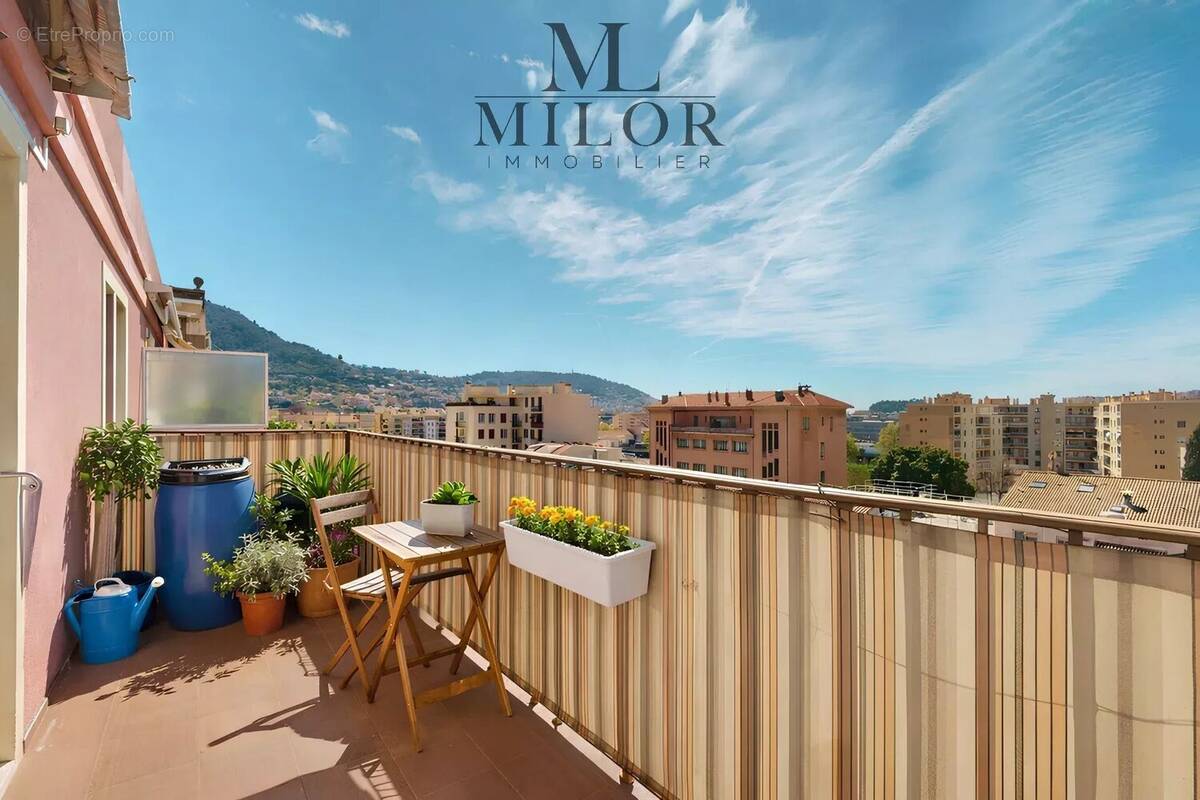 Appartement à NICE