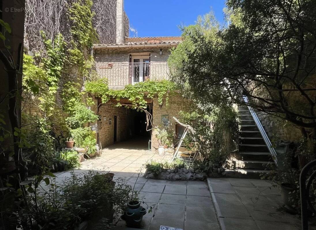 Maison à LAURIS