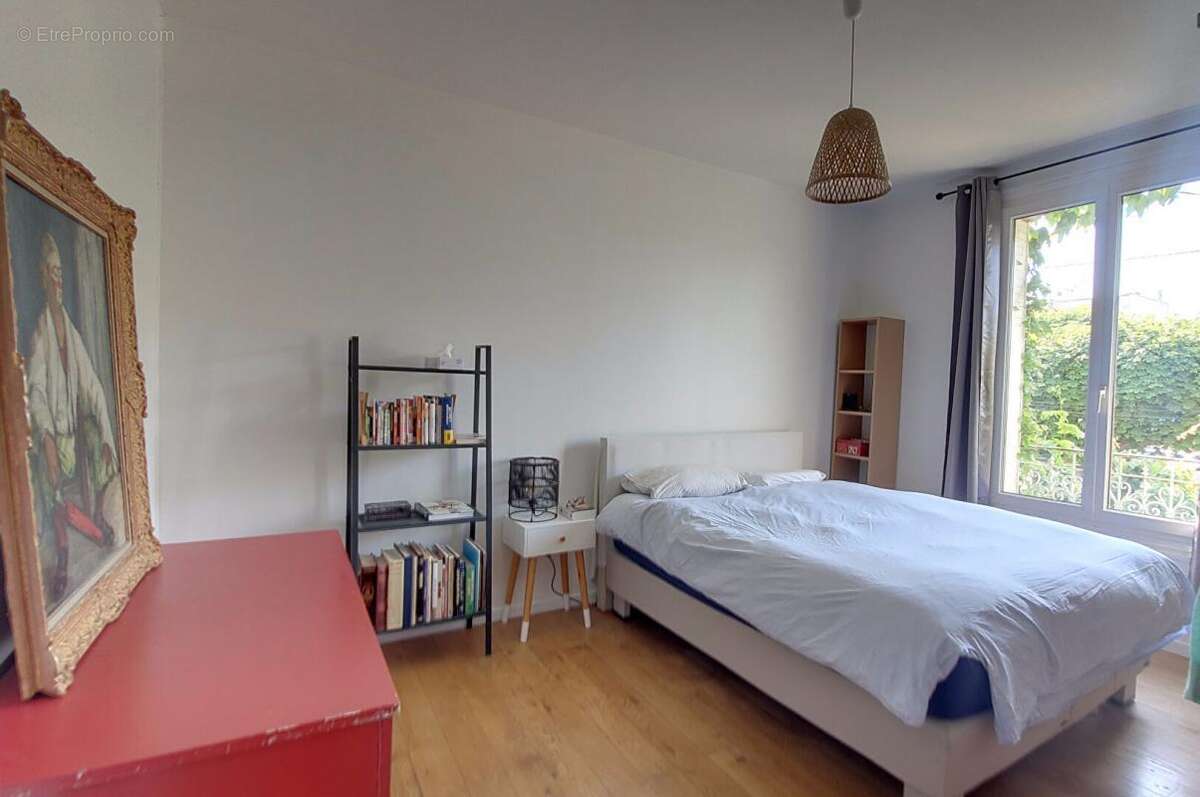 Maison à COMBS-LA-VILLE