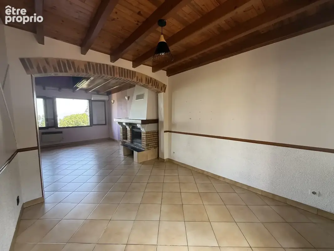 À vendre   Maison de ville avec vue mer à Montbolo - photo 8