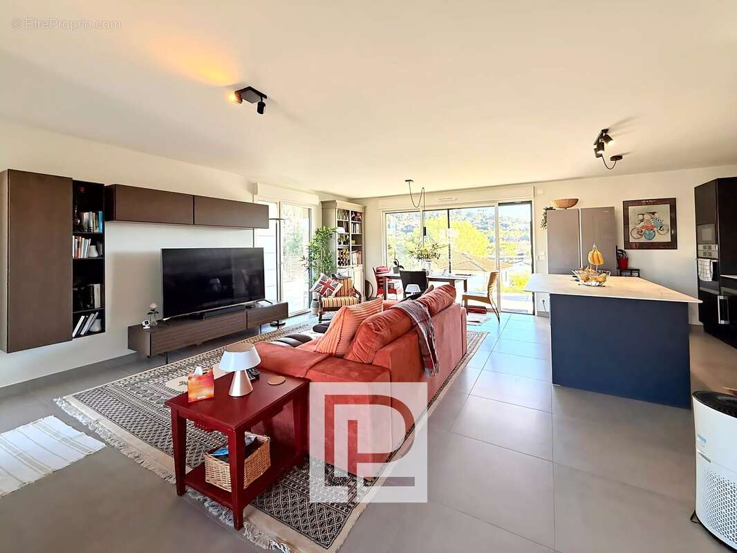 Appartement à LE CANNET