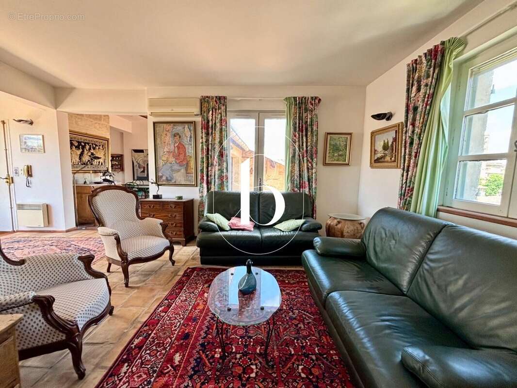 Appartement à UZES