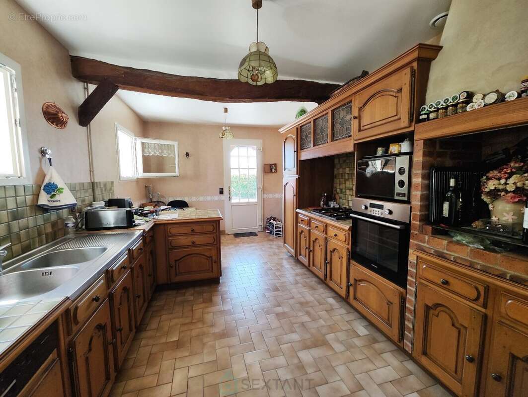 Maison 138 m² à Lisieux  - photo 5