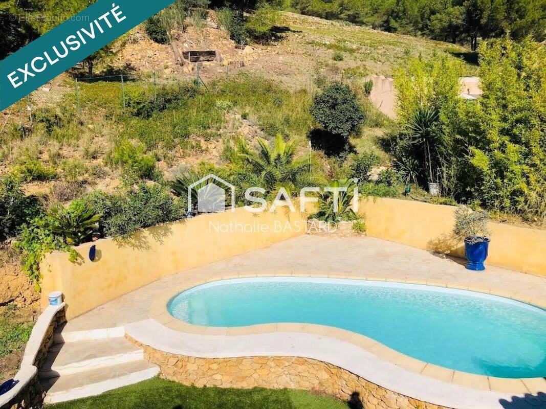 Photo 1 - Maison à ENSUES-LA-REDONNE