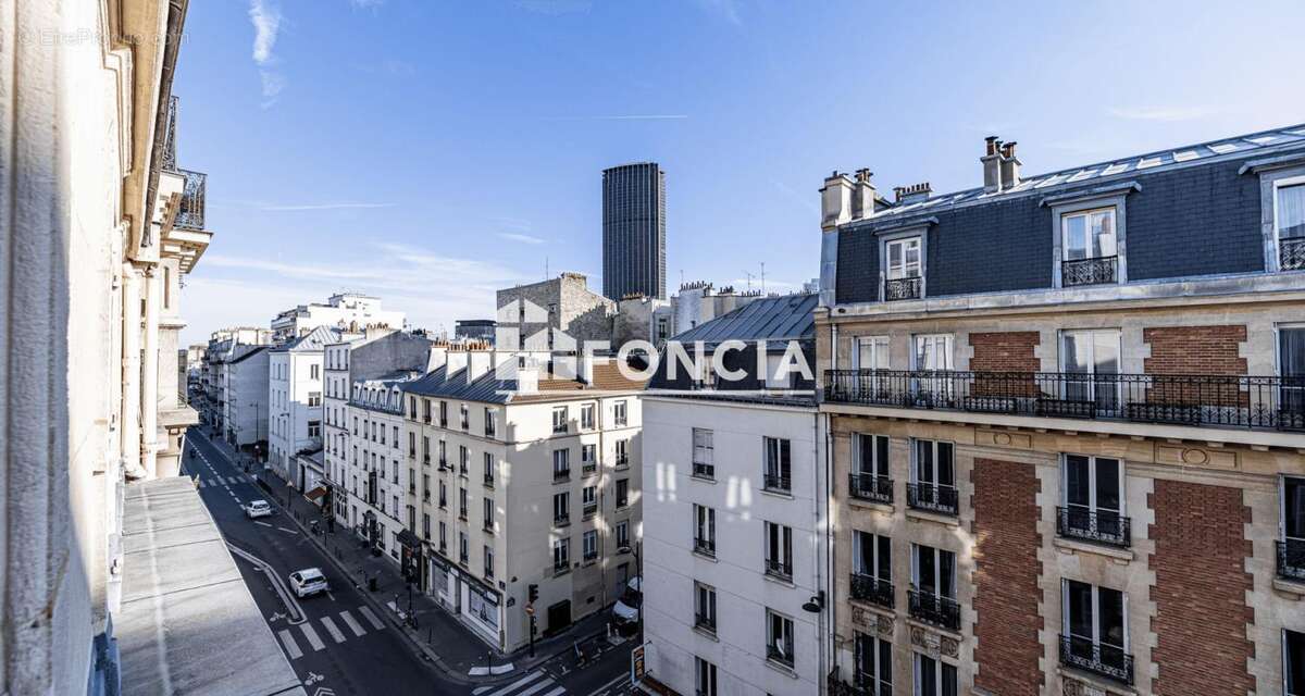 Appartement à PARIS-15E
