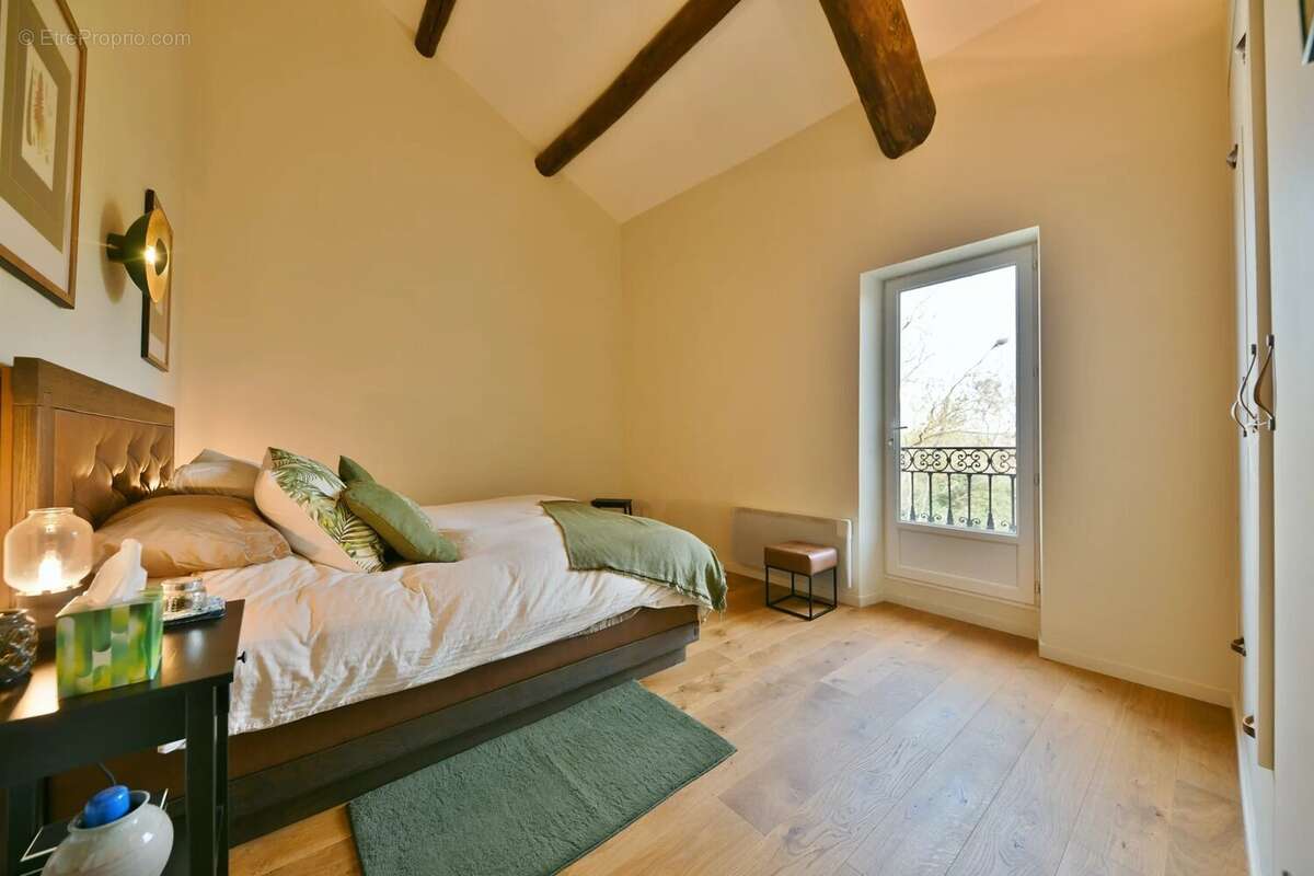 Maison à UZES
