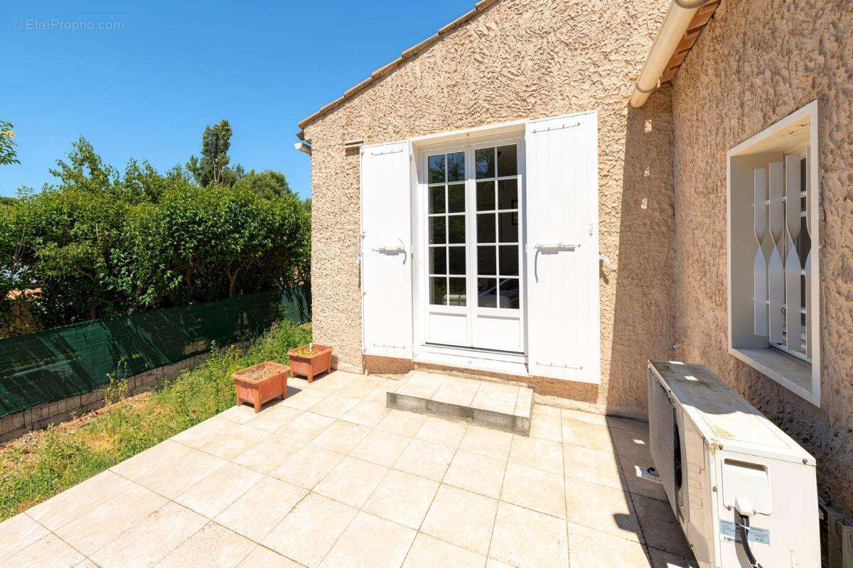 Maison à BOUC-BEL-AIR