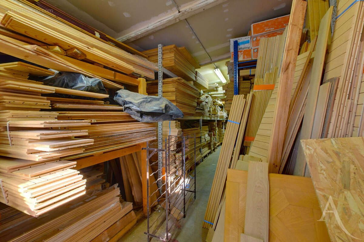 Commerce à ROMAINVILLE