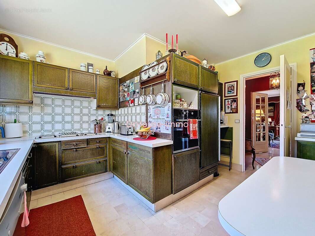 Appartement à LE BOURGET