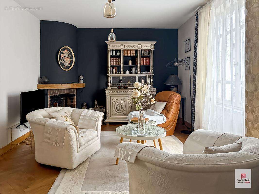 Maison à SABLE-SUR-SARTHE