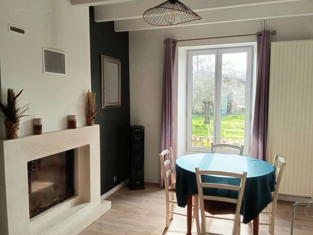 Maison à BRIOUX-SUR-BOUTONNE