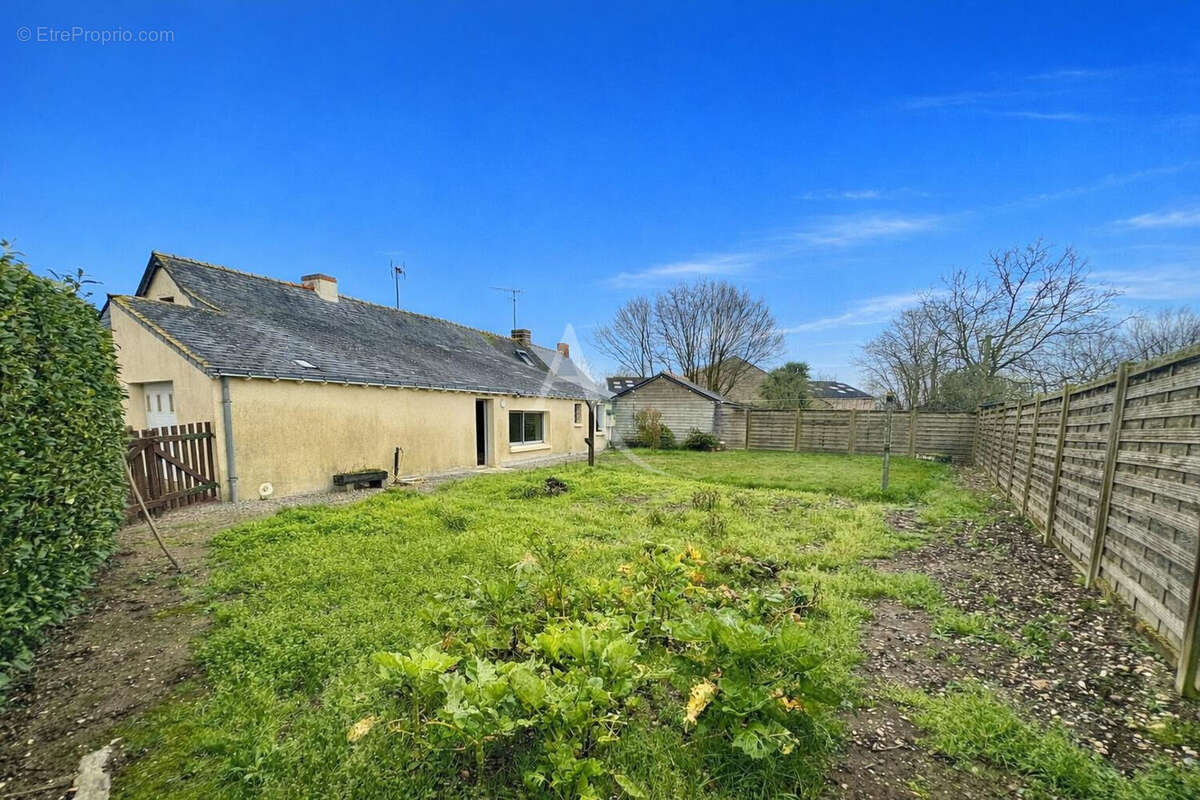Maison à NOZAY